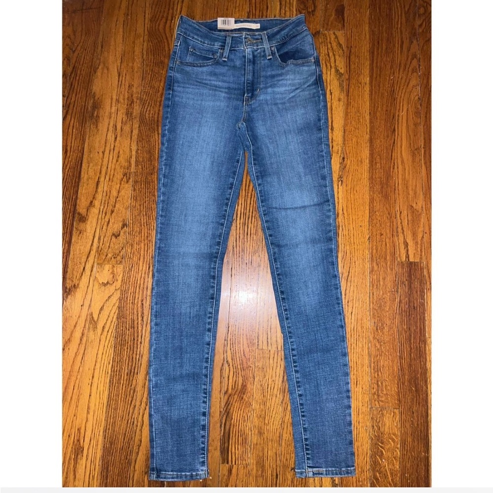 NWT Levi’s Skinny Jeans